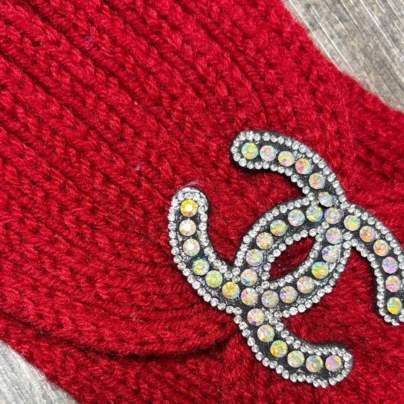 Vibrant Red Knit Headband with Embellished Logo - Picture 3 of 4